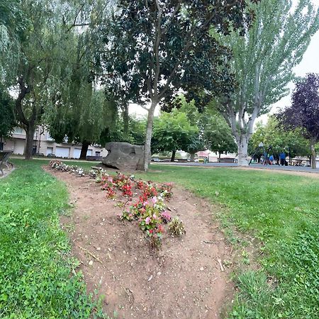 Piso Vacacional Familiar En Verín Εξωτερικό φωτογραφία
